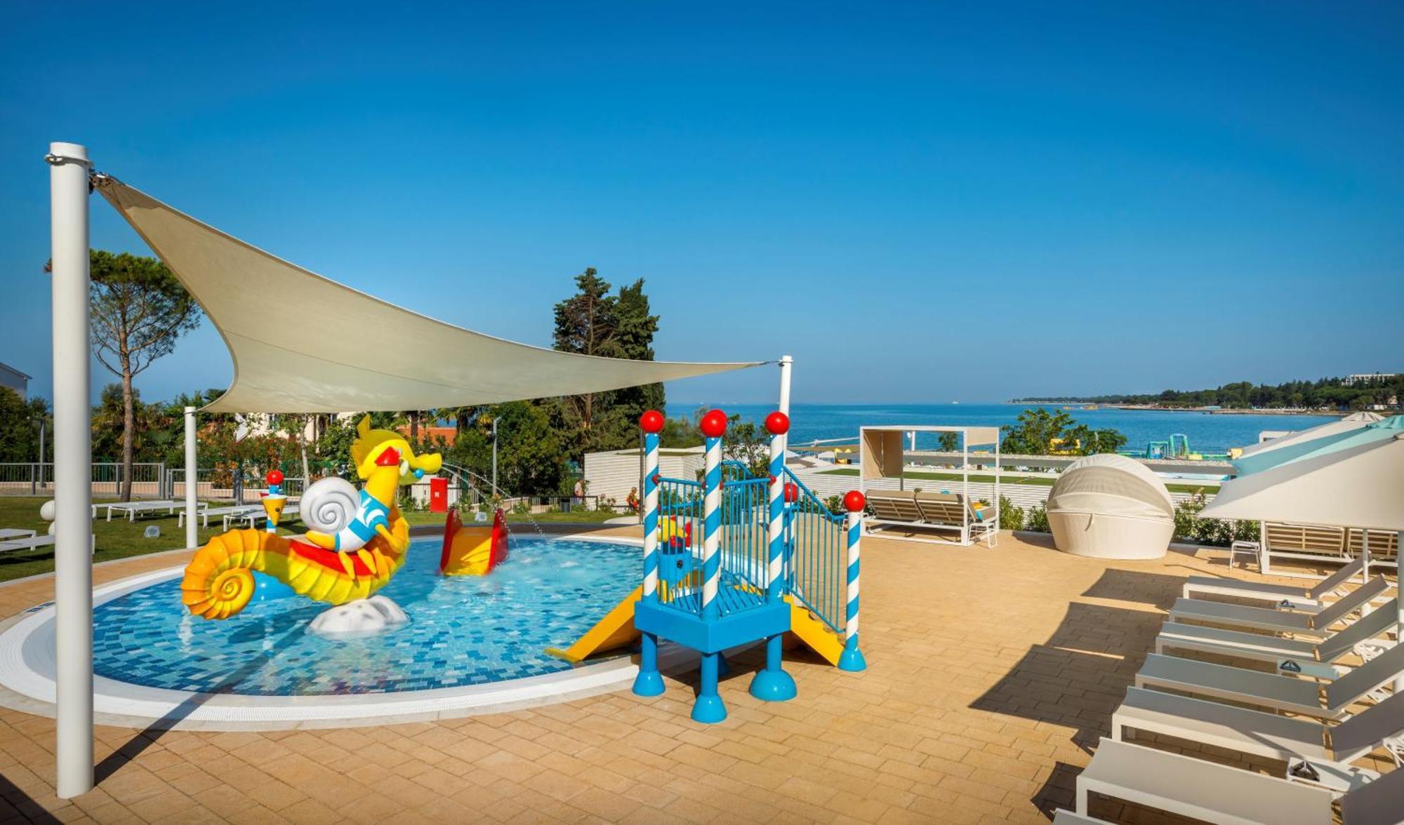 פורץ Pical Beach House, Valamar Collection מראה חיצוני תמונה