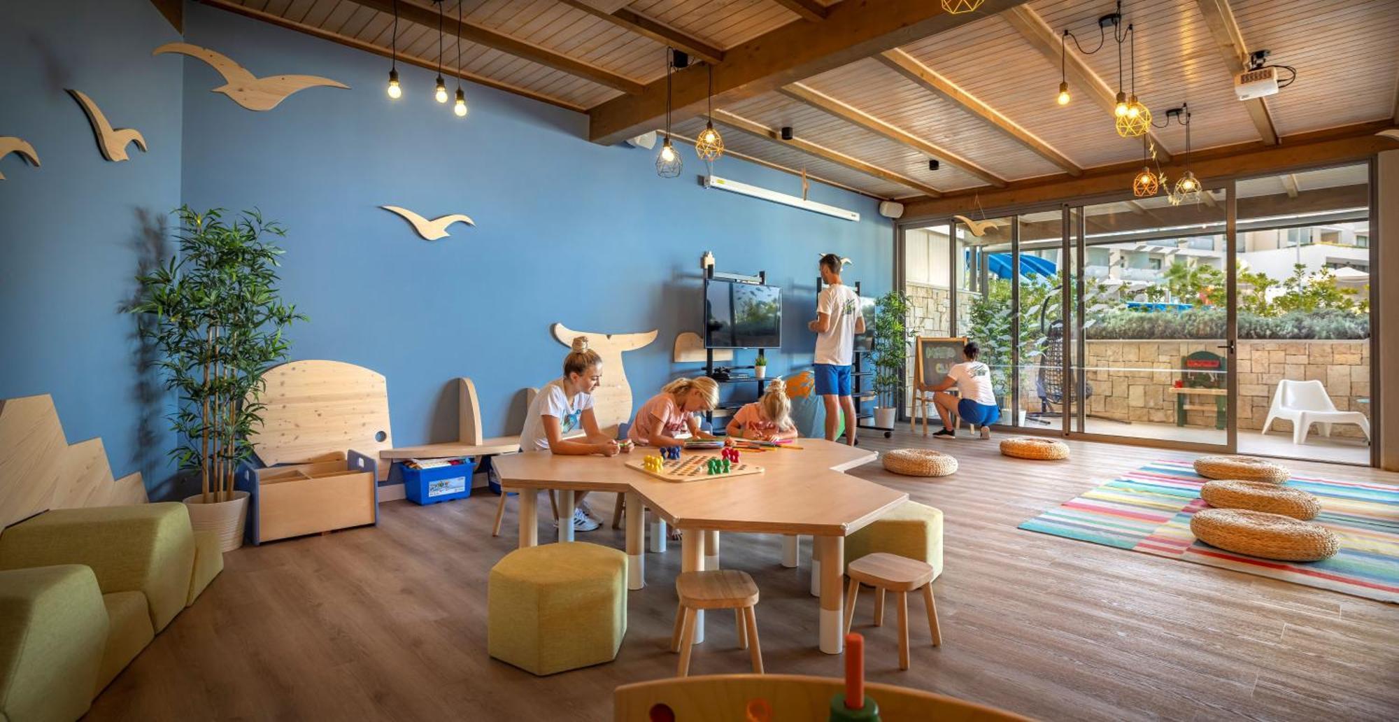 פורץ Pical Beach House, Valamar Collection מראה חיצוני תמונה