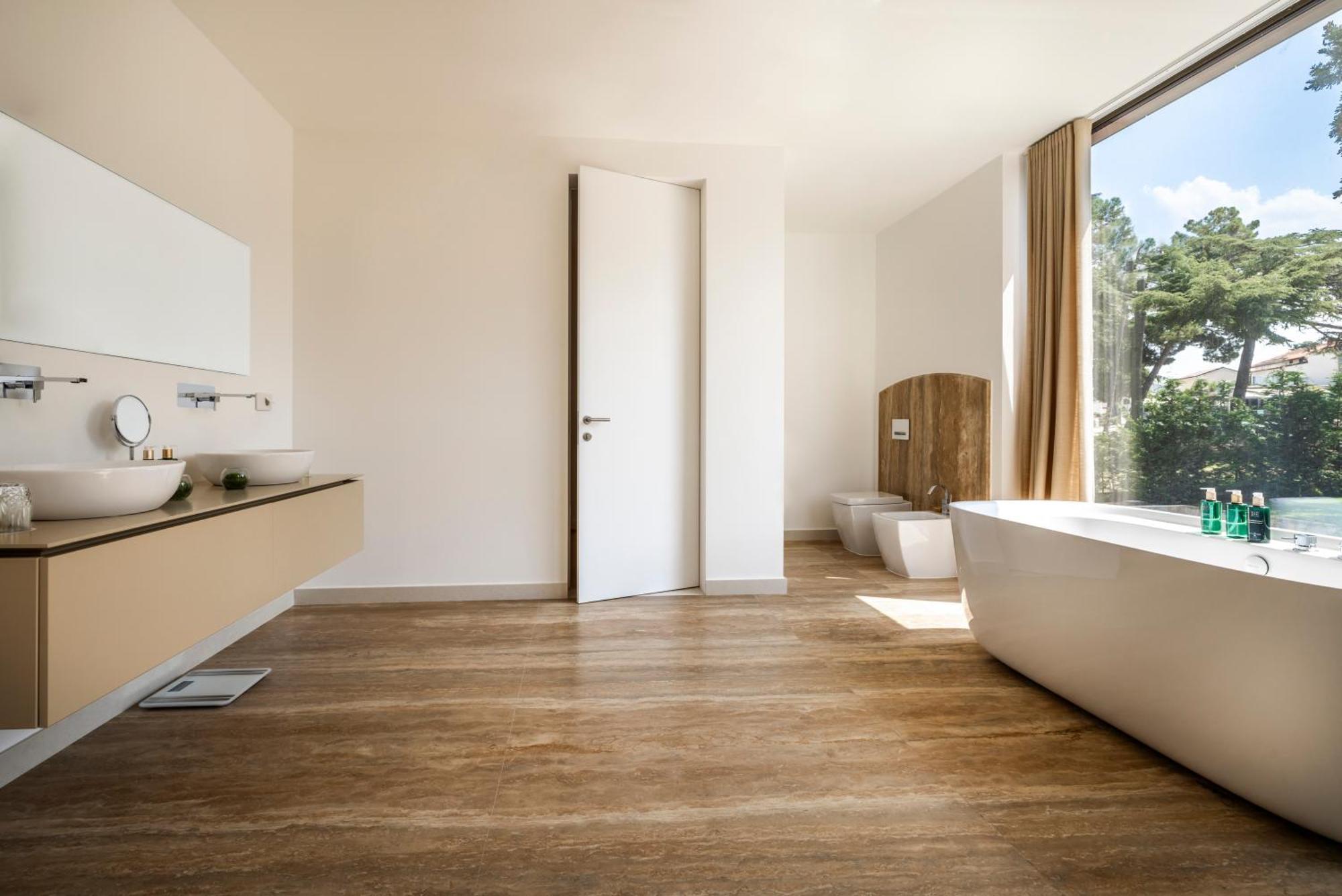 פורץ Pical Beach House, Valamar Collection מראה חיצוני תמונה